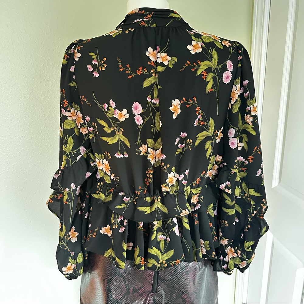 Ted Baker Black Floral Blouse - Picture 2 of 4